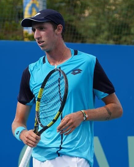 Sascha Gueymard Wayenburg